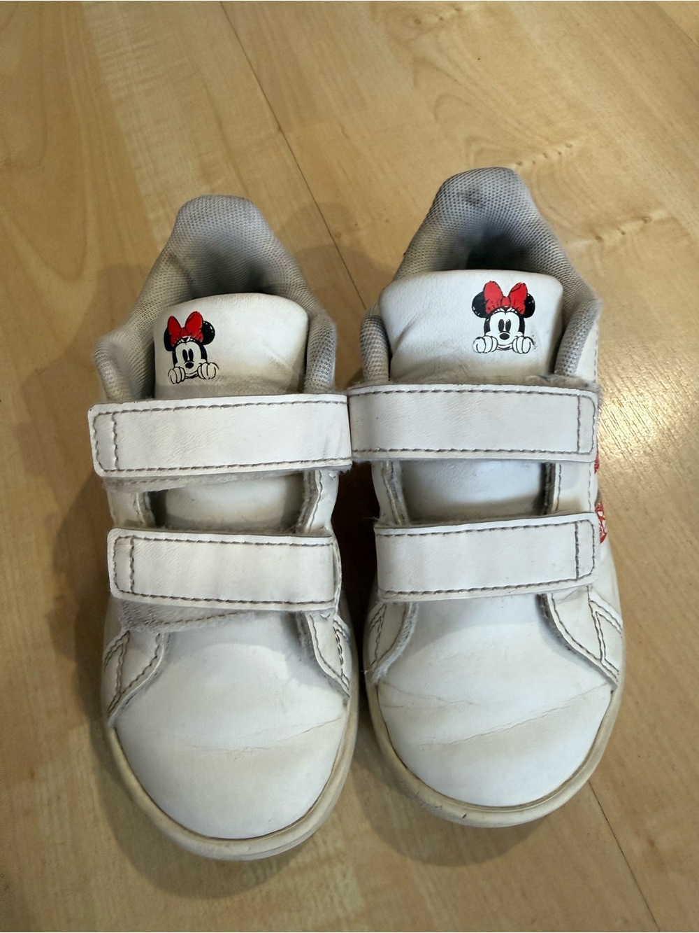 adidas White Kids Minnie Mouse Velcro Sneakers with Red Accent
